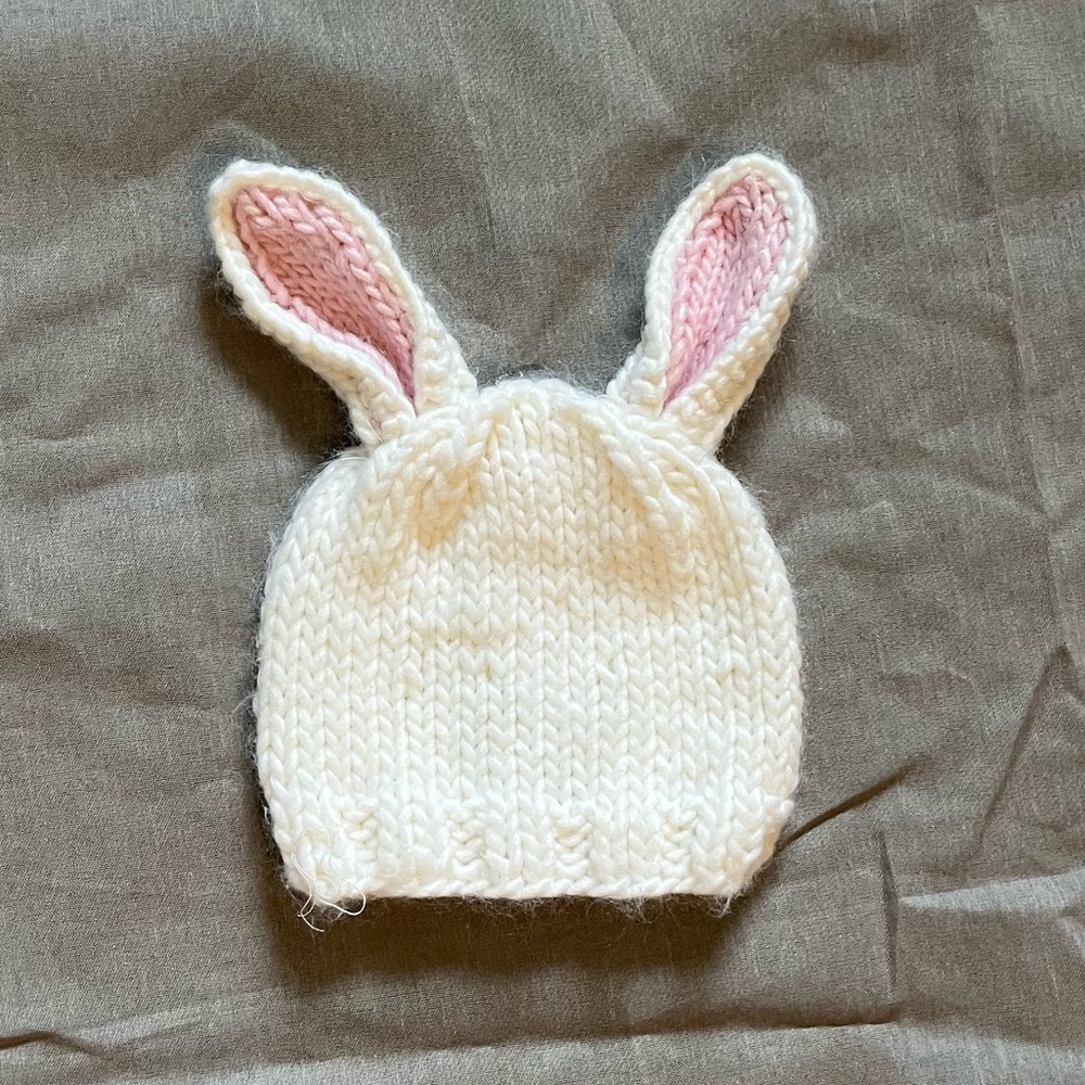 Newborn bunny hat - acrylic